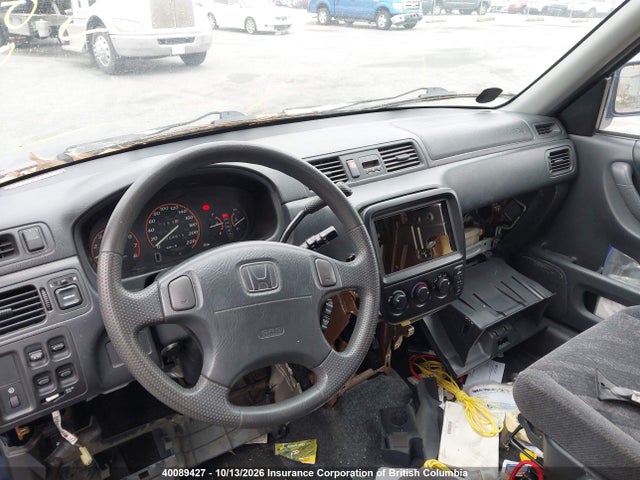 1999 Honda Cr-v მანქანა იყიდება აუქციონზე, vin: JHLRD1854XC806341, აუქციონის ნომერი: 40089427