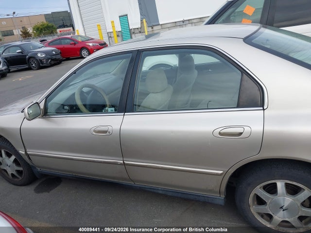 Продажа на аукционе авто 1995 Honda Accord Ex, vin: 1HGCD5658SA808077, номер лота: 40089441
