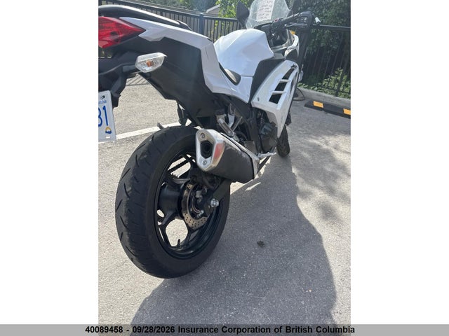 Kawasaki Ex300 B 2014 JKAEX8B13EA007722 Image 4
