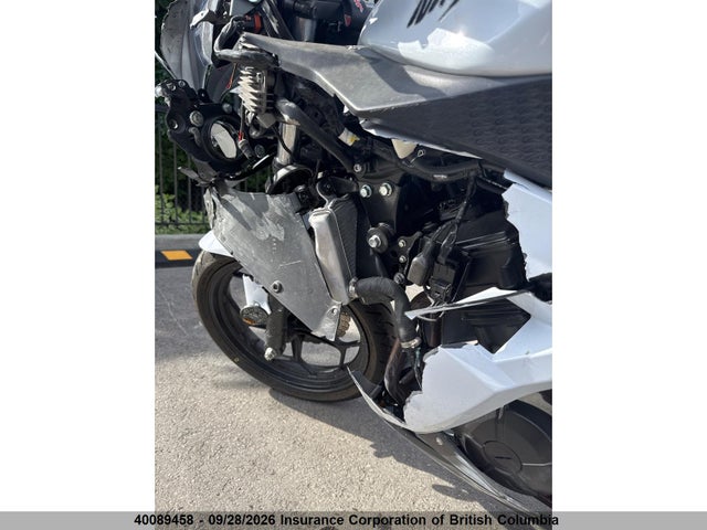 Kawasaki Ex300 B 2014 JKAEX8B13EA007722 Image 8