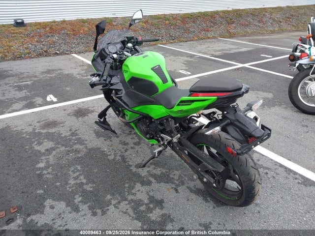 Kawasaki EX400 2023 JKAEXKG17PDAR5023 Image 3