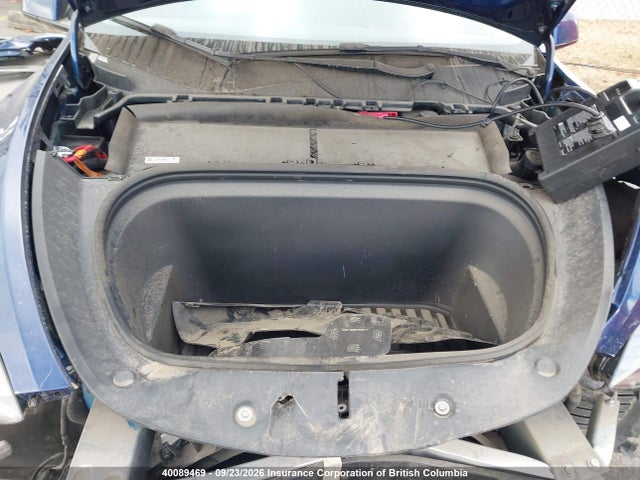 40089469 :رقم المزاد ، 7SAYGDEE1NF490132 vin ، 2022 Tesla Model Y Long Range مزاد بيع