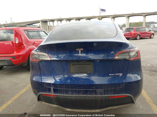 40089469 :رقم المزاد ، 7SAYGDEE1NF490132 vin ، 2022 Tesla Model Y Long Range مزاد بيع