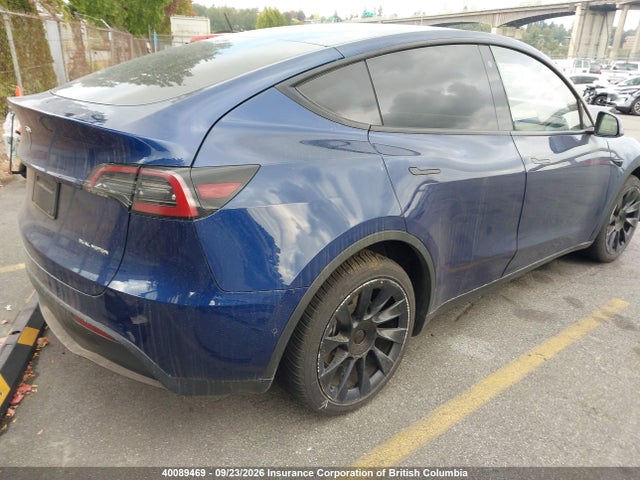 40089469 :رقم المزاد ، 7SAYGDEE1NF490132 vin ، 2022 Tesla Model Y Long Range مزاد بيع