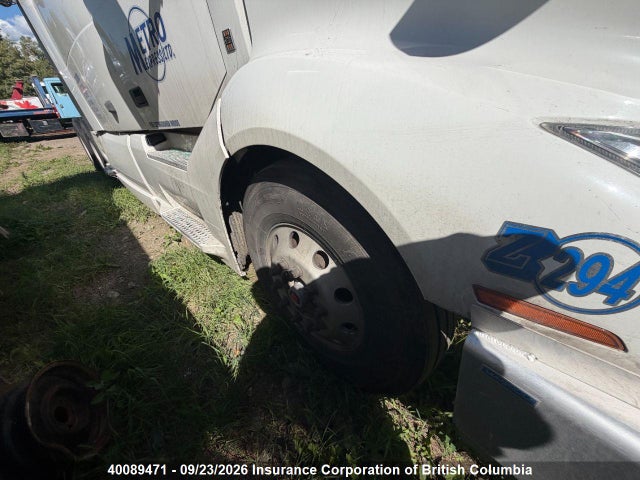 Volvo Vn L 2022 4V4NC9EH4NN292783 Image 10