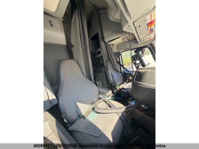 Volvo Vn L 2022 4V4NC9EH4NN292783 Image 19