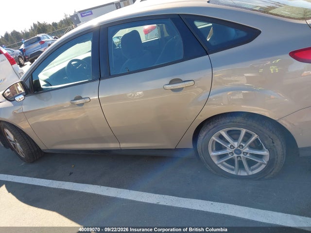 Ford FOCUS SE 2016 1FADP3F23GL317406 Image 14