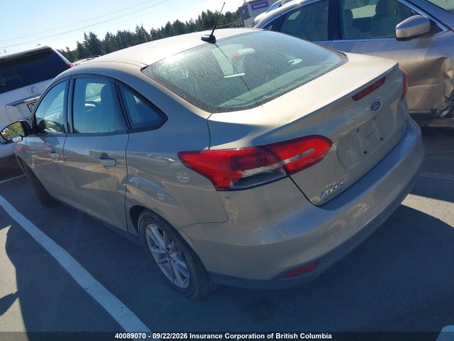 Ford FOCUS SE 2016 1FADP3F23GL317406 Image 3