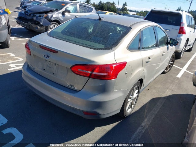 Ford FOCUS SE 2016 1FADP3F23GL317406 Image 4