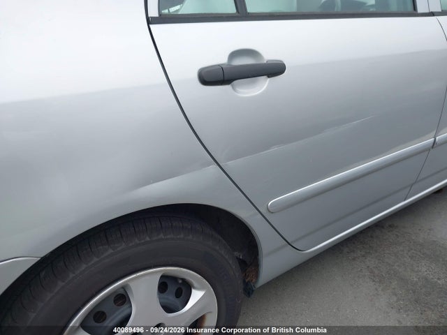 Продажа на аукционе авто 2005 Toyota Corolla Ce/le/s, vin: 2T1BR32E85C864591, номер лота: 40089496