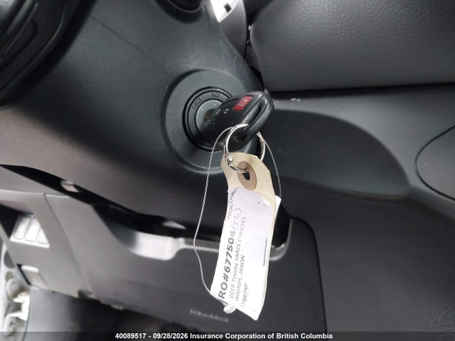 Продажа на аукционе авто 2019 Toyota Yaris, vin: VNKKTUD30KA101393, номер лота: 40089517