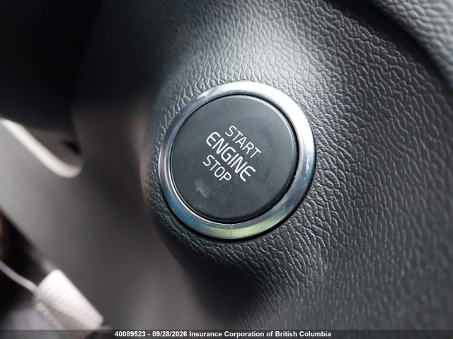 Volvo XC40 2024 YV4L12ULXR2228712 Image 11