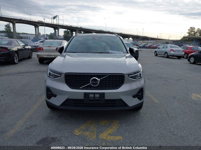 Volvo XC40 2024 YV4L12ULXR2228712 Image 13