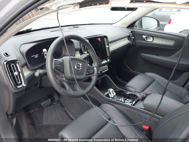 Volvo XC40 2024 YV4L12ULXR2228712 Image 21
