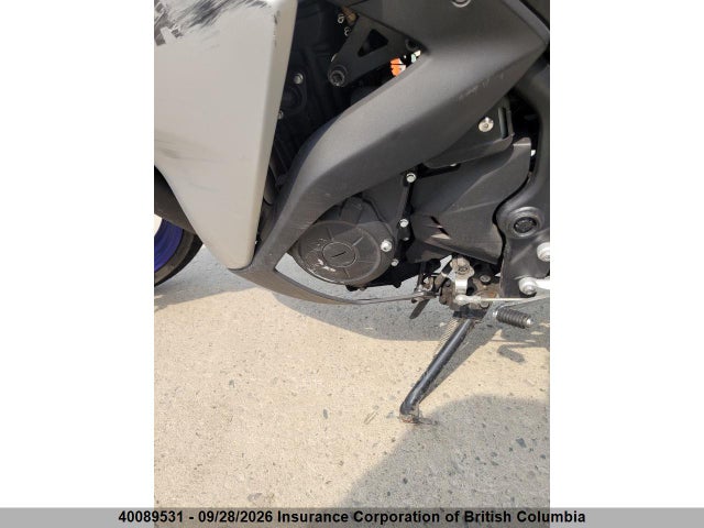 40089531 :رقم المزاد ، MH3RH06N5FK002537 vin ، 2015 Yamaha Yzfr3 مزاد بيع