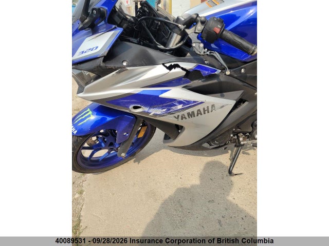 40089531 :رقم المزاد ، MH3RH06N5FK002537 vin ، 2015 Yamaha Yzfr3 مزاد بيع