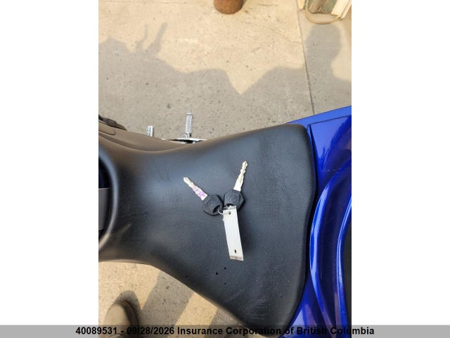 40089531 :رقم المزاد ، MH3RH06N5FK002537 vin ، 2015 Yamaha Yzfr3 مزاد بيع