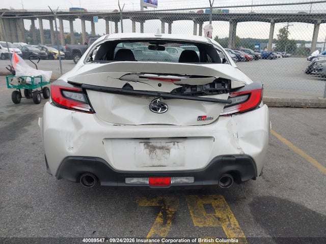 Продажа на аукционе авто 2022 Toyota Gr86, vin: JF1ZNBE15N9752338, номер лота: 40089547