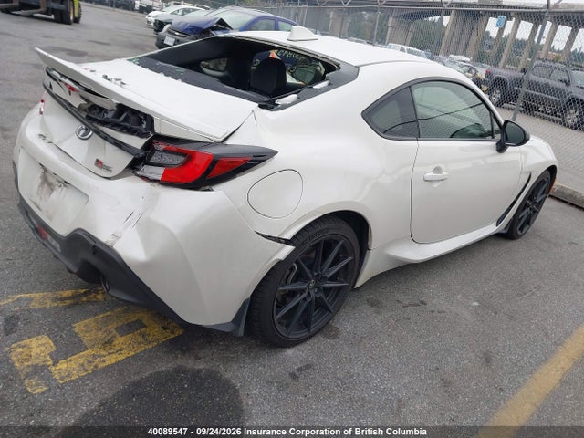 Продажа на аукционе авто 2022 Toyota Gr86, vin: JF1ZNBE15N9752338, номер лота: 40089547