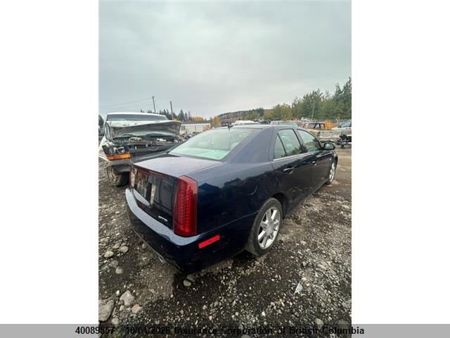 40089557 :رقم المزاد ، 1G6DW677050165885 vin ، 2005 Cadillac Sts مزاد بيع