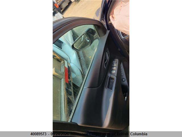 2GNAXUEV0M6142137 Chevrolet EQUINOX LT