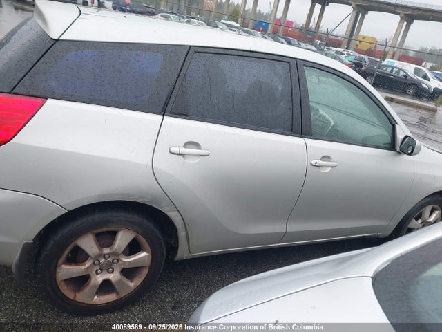 40089589 :رقم المزاد ، 2T1KR32E04C811317 vin ، 2004 Toyota Corolla Matrix Xr مزاد بيع