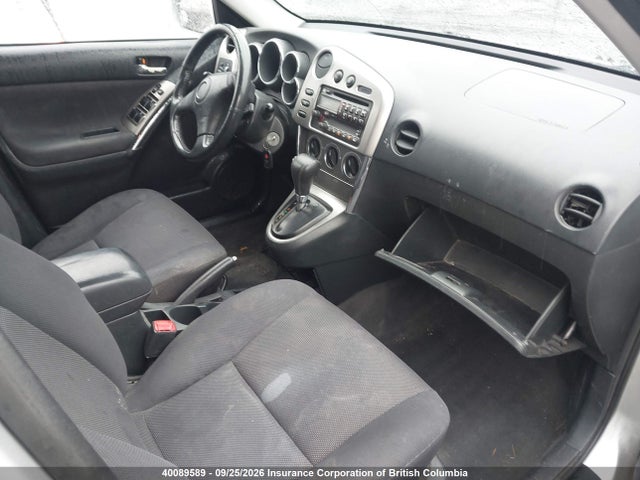 40089589 :رقم المزاد ، 2T1KR32E04C811317 vin ، 2004 Toyota Corolla Matrix Xr مزاد بيع