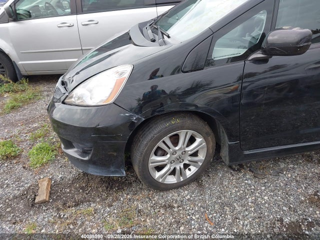 2010 Honda Fit მანქანა იყიდება აუქციონზე, vin: JHMGE8H81AC801463, აუქციონის ნომერი: 40089590