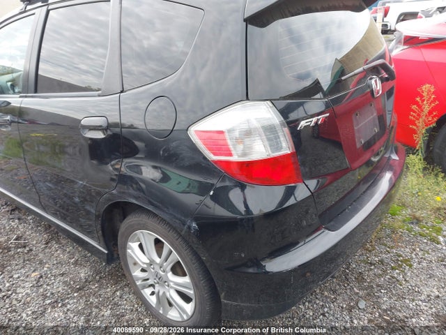 2010 Honda Fit მანქანა იყიდება აუქციონზე, vin: JHMGE8H81AC801463, აუქციონის ნომერი: 40089590