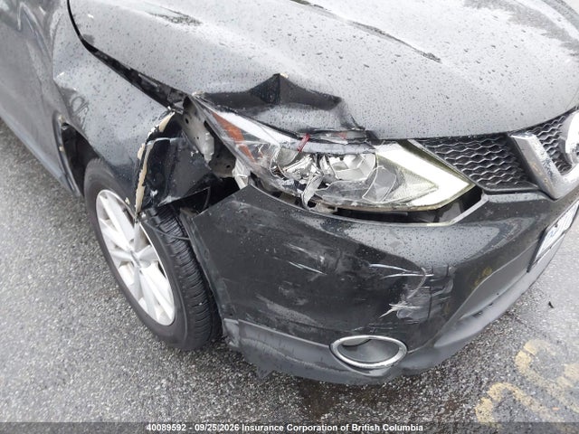 40089592 :رقم المزاد ، JN1BJ1CRXHW110569 vin ، 2017 Nissan Rogue Sport S/sv/sl مزاد بيع