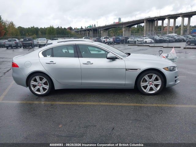 Jaguar XE 2018 SAJAK4FX9JCP40559 Image 13
