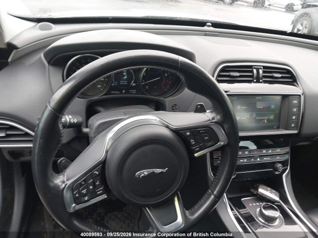 Jaguar XE 2018 SAJAK4FX9JCP40559 Image 19