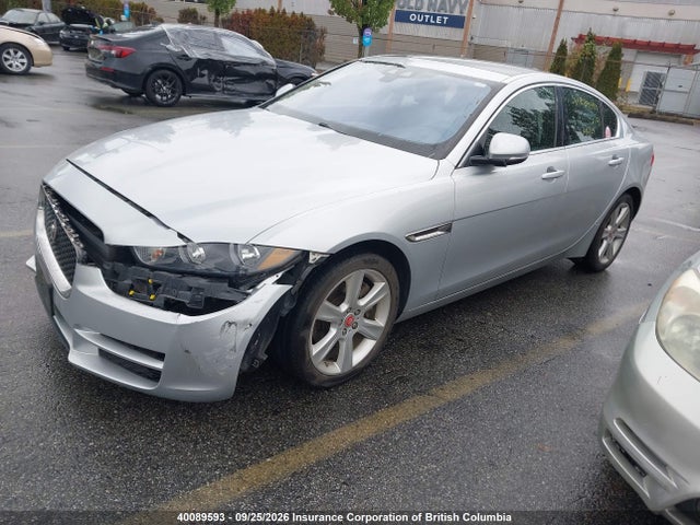 Jaguar XE 2018 SAJAK4FX9JCP40559 Image 2