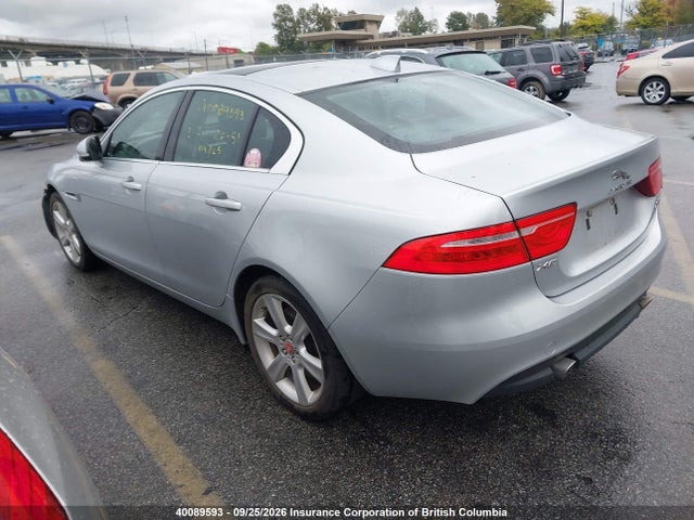 Jaguar XE 2018 SAJAK4FX9JCP40559 Image 3