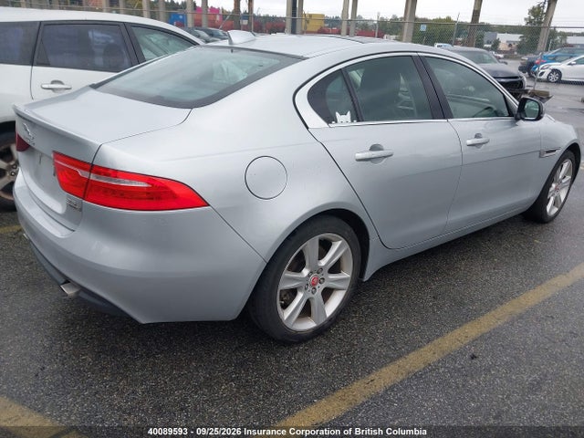 Jaguar XE 2018 SAJAK4FX9JCP40559 Image 4