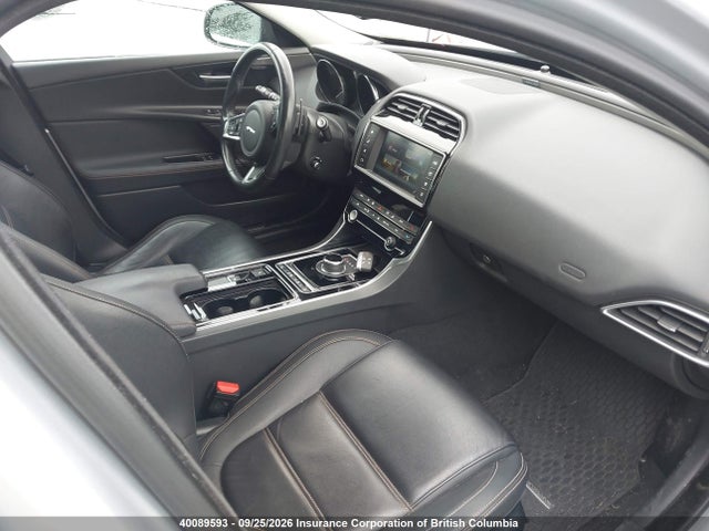 Jaguar XE 2018 SAJAK4FX9JCP40559 Image 5