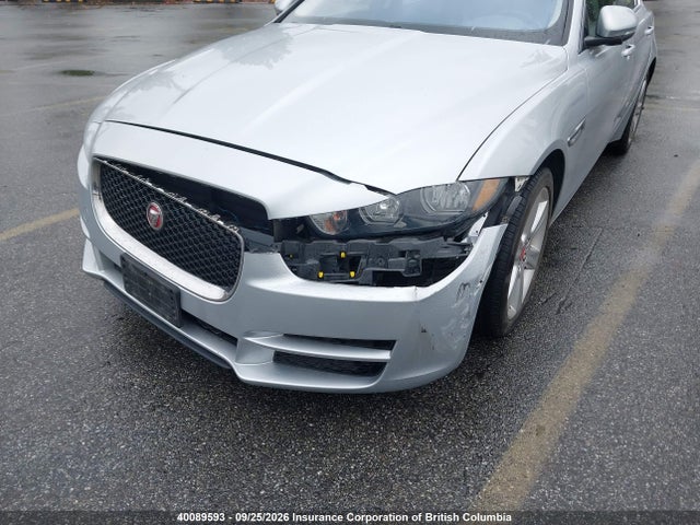 Jaguar XE 2018 SAJAK4FX9JCP40559 Image 6