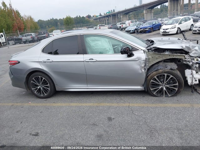 2019 Toyota Camry მანქანა იყიდება აუქციონზე, vin: 4T1B11HK9KU692428, აუქციონის ნომერი: 40089600