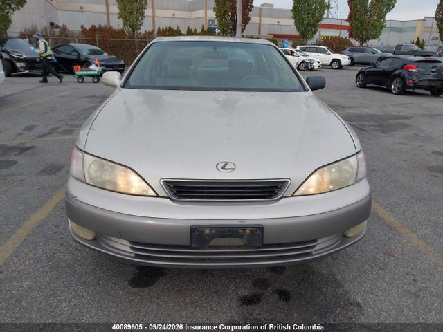 1998 Lexus Es 300 მანქანა იყიდება აუქციონზე, vin: JT8BF28G7W0141322, აუქციონის ნომერი: 40089605