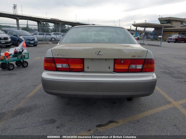 1998 Lexus Es 300 მანქანა იყიდება აუქციონზე, vin: JT8BF28G7W0141322, აუქციონის ნომერი: 40089605
