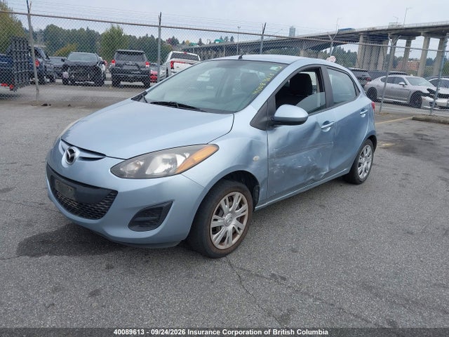 40089613 :رقم المزاد ، JM1DE1KY0D0165998 vin ، 2013 Mazda Mazda2 Gx مزاد بيع