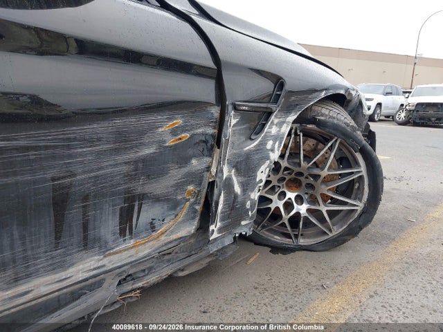 BMW M4 2016 WBS3R9C54GK708760 Image 22