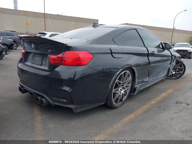 BMW M4 2016 WBS3R9C54GK708760 Image 4