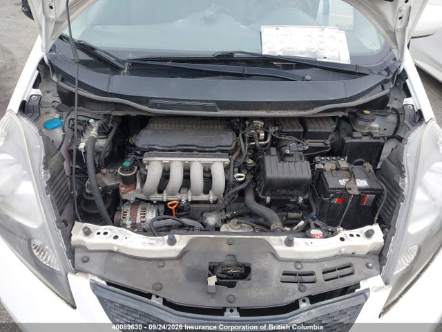 Honda Fit 2014 LUCGE8H59E3000160 Image 10