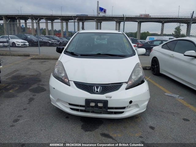 Honda Fit 2014 LUCGE8H59E3000160 Image 13