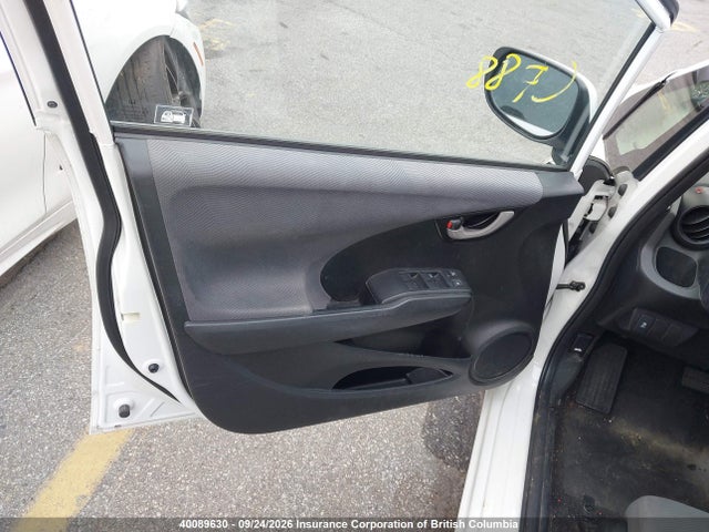 Honda Fit 2014 LUCGE8H59E3000160 Image 22