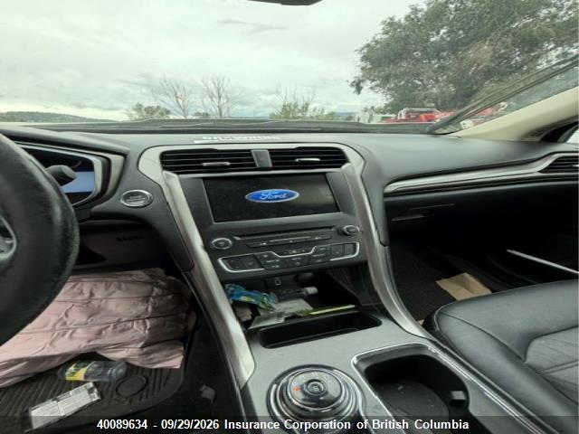 40089634 :رقم المزاد ، 3FA6P0H99HR134676 vin ، 2017 Ford Fusion Se مزاد بيع