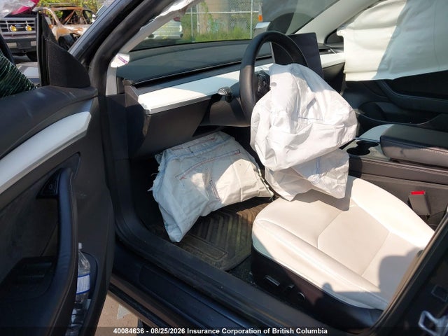 5YJ3E1EA4MF084482 Tesla MODEL 3