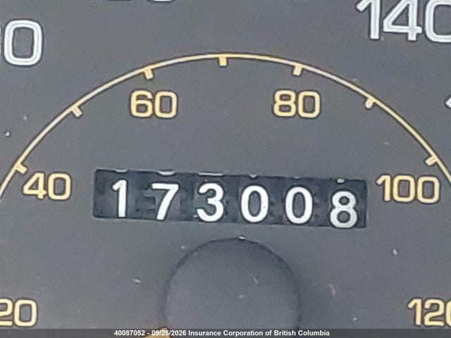 40087052 :رقم المزاد ، JT2GK12E8R0015553 vin ، 1994 Toyota Camry Le مزاد بيع