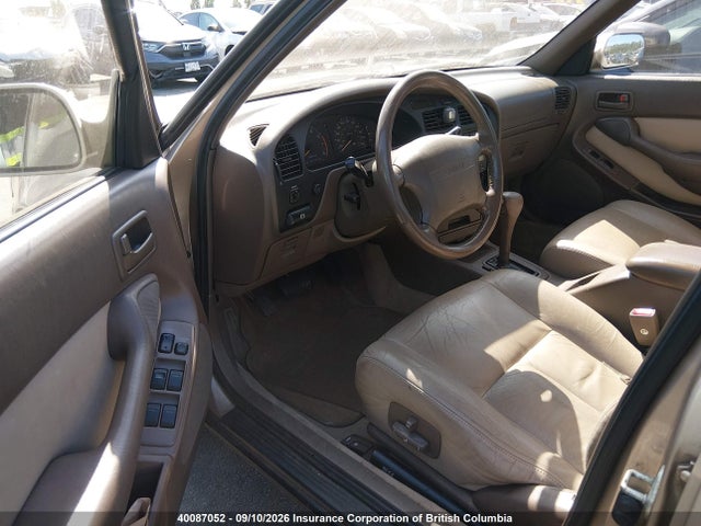 40087052 :رقم المزاد ، JT2GK12E8R0015553 vin ، 1994 Toyota Camry Le مزاد بيع